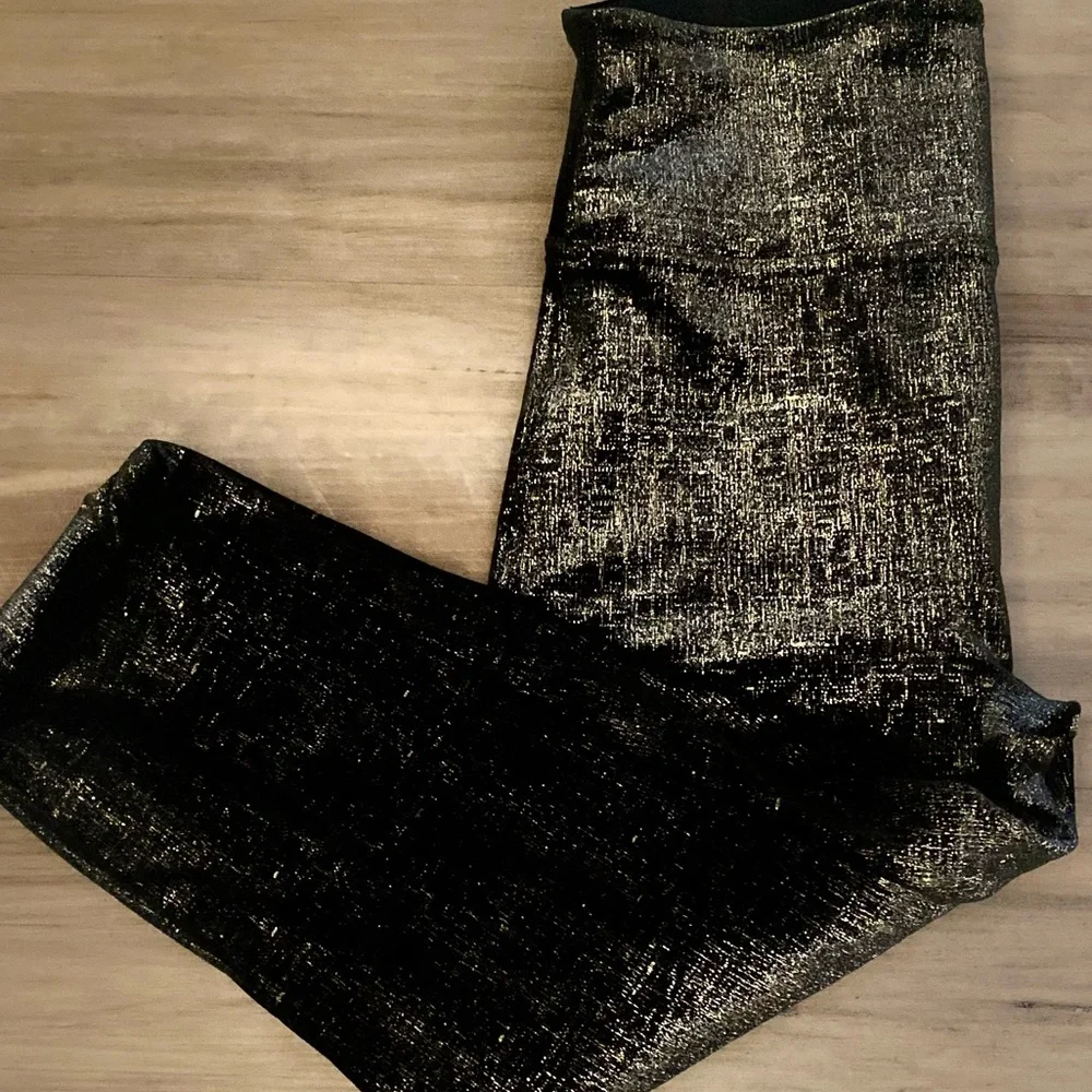 SPANX Black Leggings - Picture 4 of 7